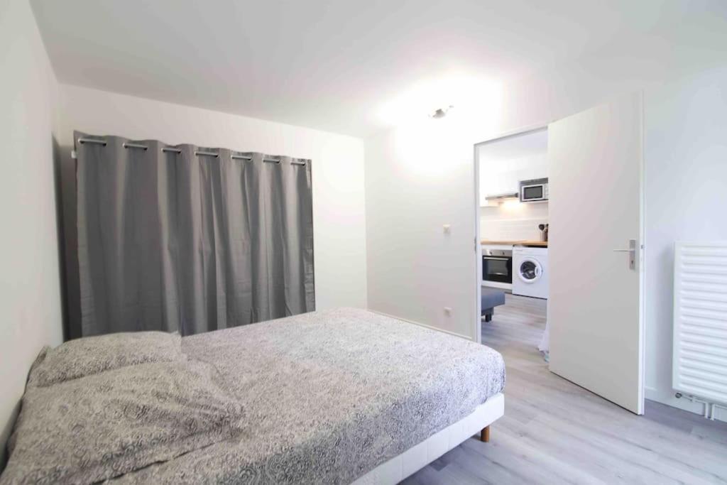 Le Dyonisos Et Piscine Apartment La Seyne-sur-Mer Exterior photo